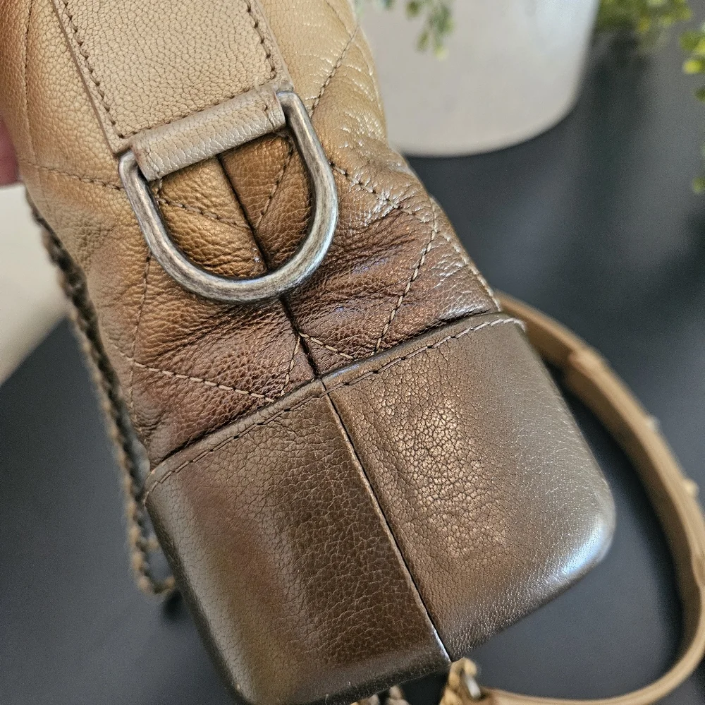 Chanel Gabrielle Hobo Ombre Gold Quilted Crossbody Bag with Chain Strap - Picture 6 of 11